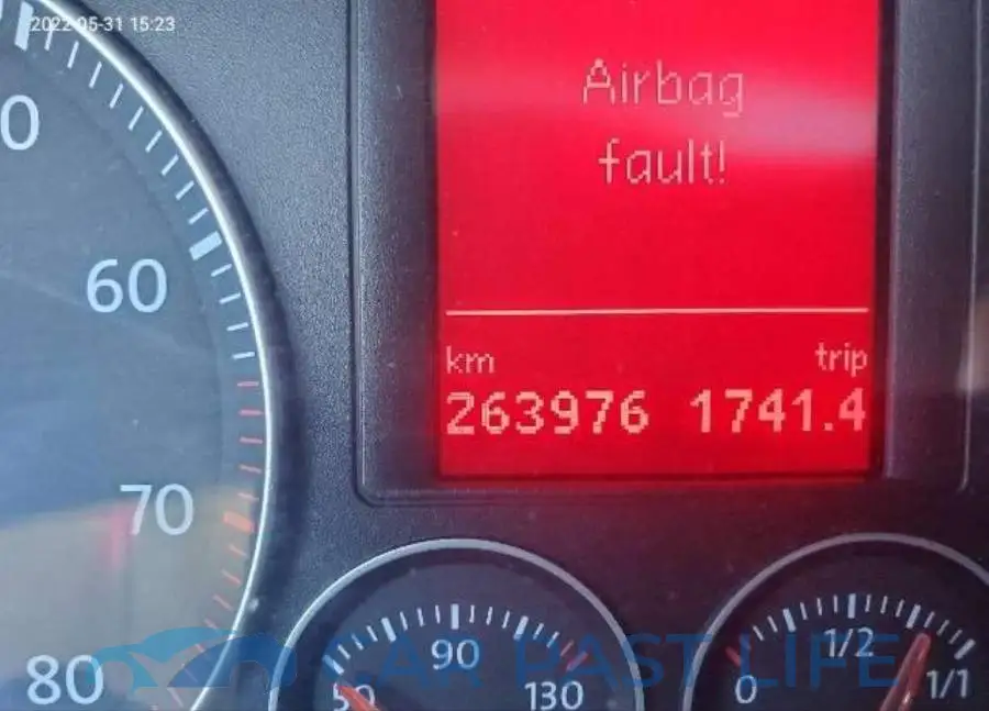 WVWEA71FX8V013934# 7