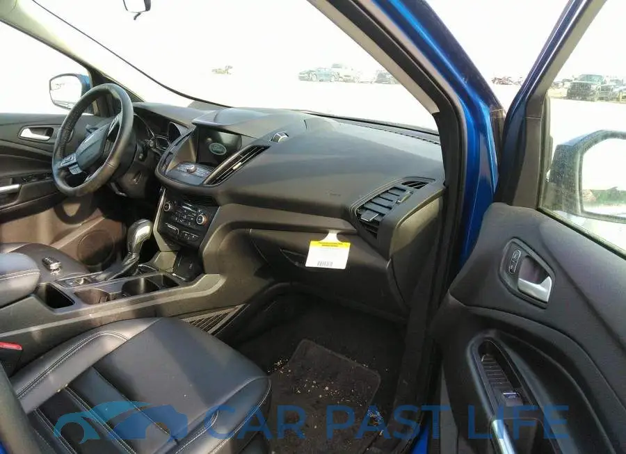 1FMCU9HDXKUC41066# 5