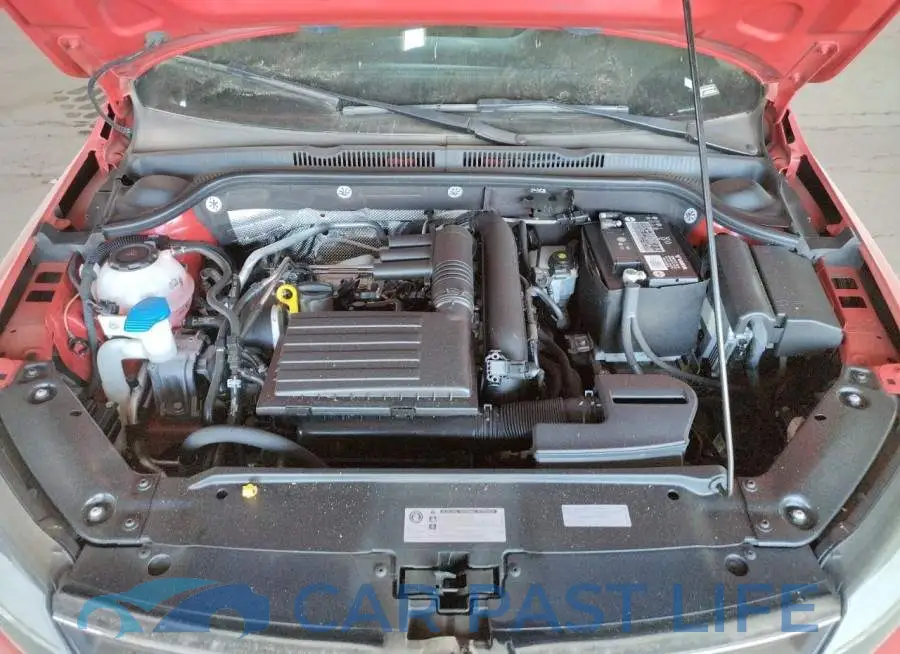 3VWB67AJXJM229000# 7