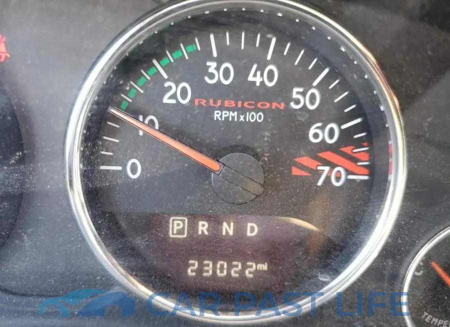 1C4BJWCG2JL830495# 8