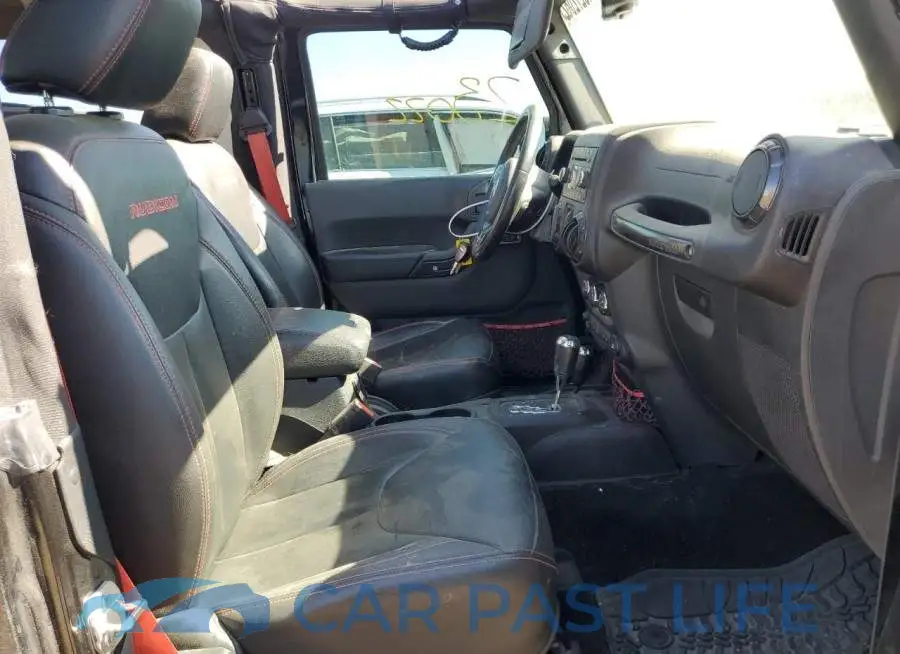 1C4BJWCG2JL830495# 5