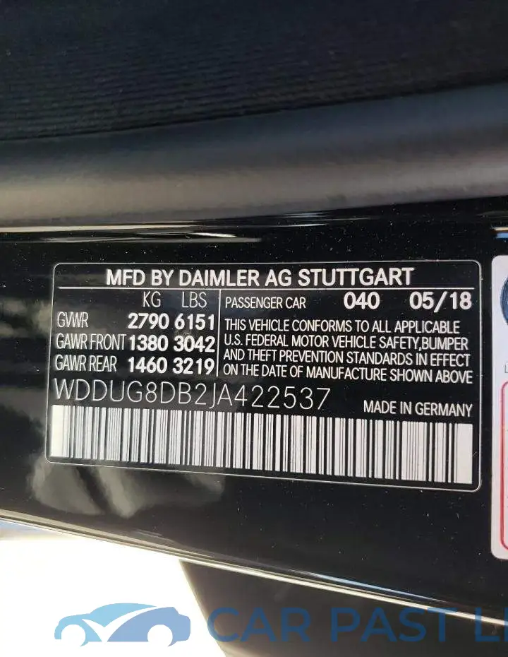 WDDUG8DB2JA422537# 10