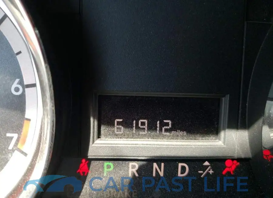 2C4RDGCGXKR740371# 8