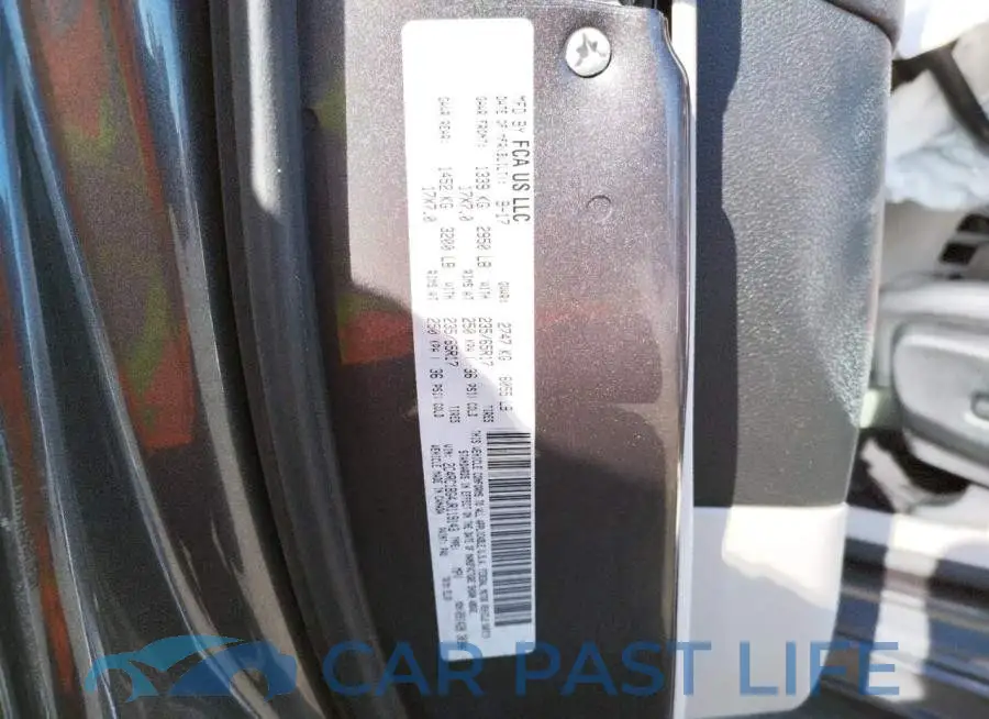 2C4RC1BG4JR119143# 10