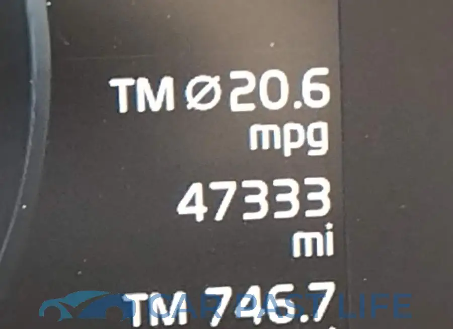 YV4102PK7J1370264# 8