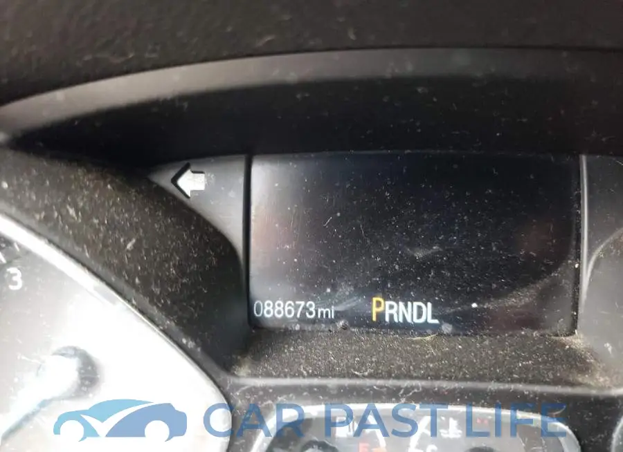 1FADP3F2XJL210070# 8
