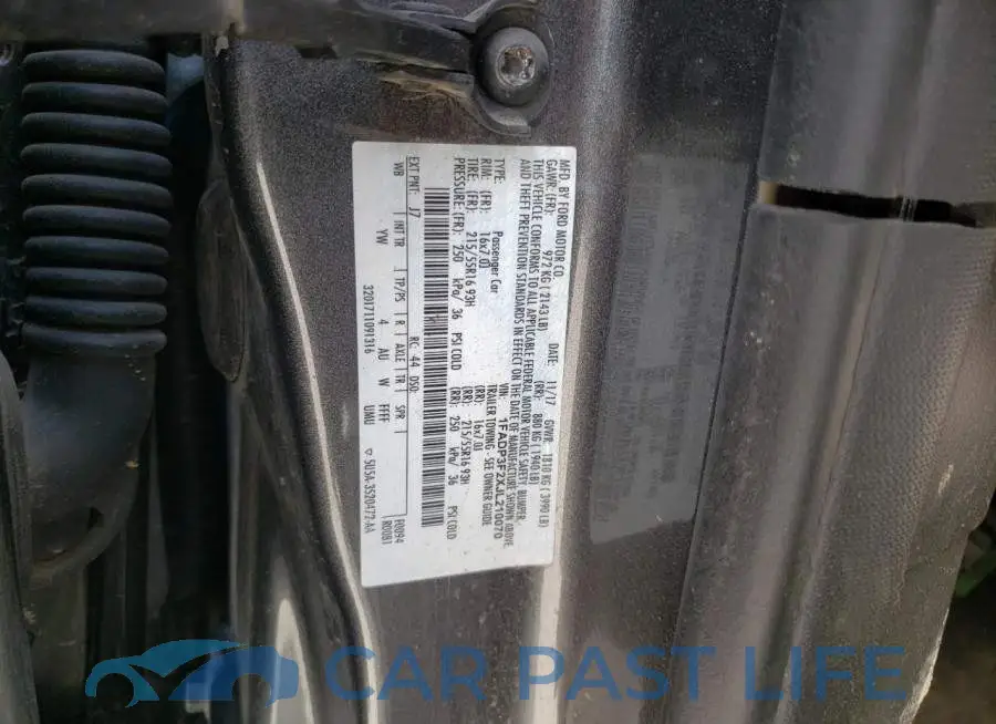 1FADP3F2XJL210070# 10
