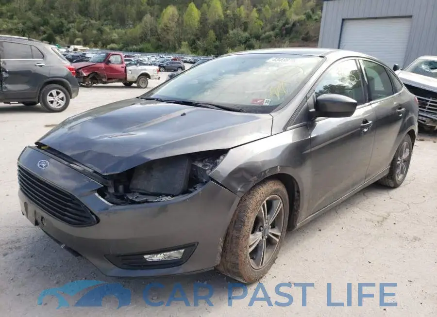 1FADP3F2XJL210070# 2