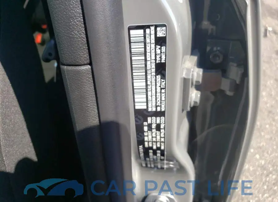 ZACNJDB16NPN52925# 10