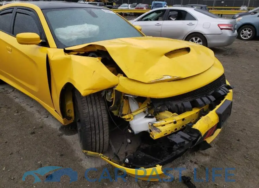 2C3CDXCT8HH532897# 9