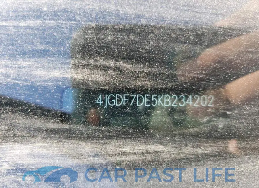 4JGDF7DE5KB234202# 10