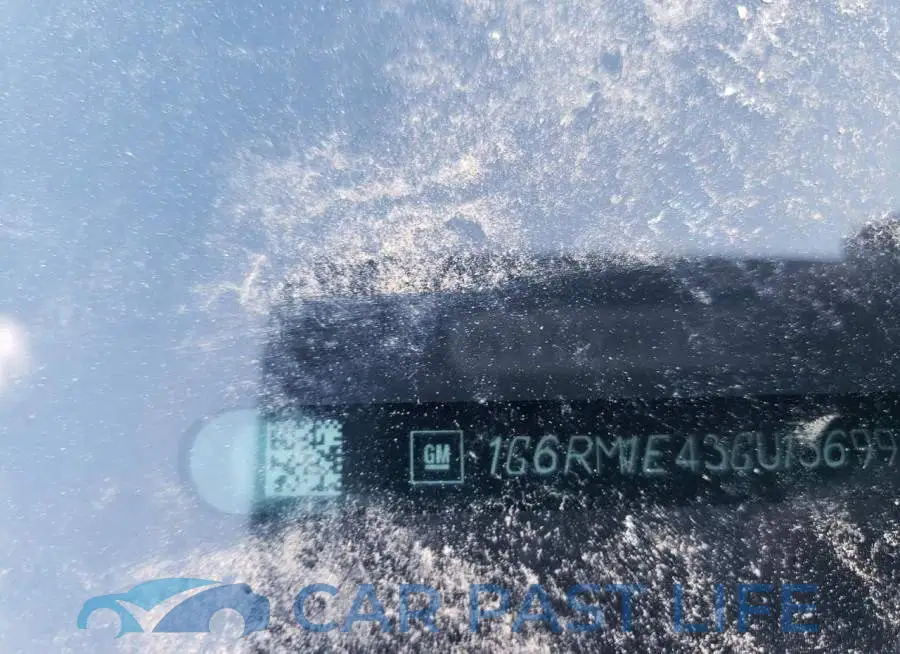 1G6RM1E43GU136996# 10
