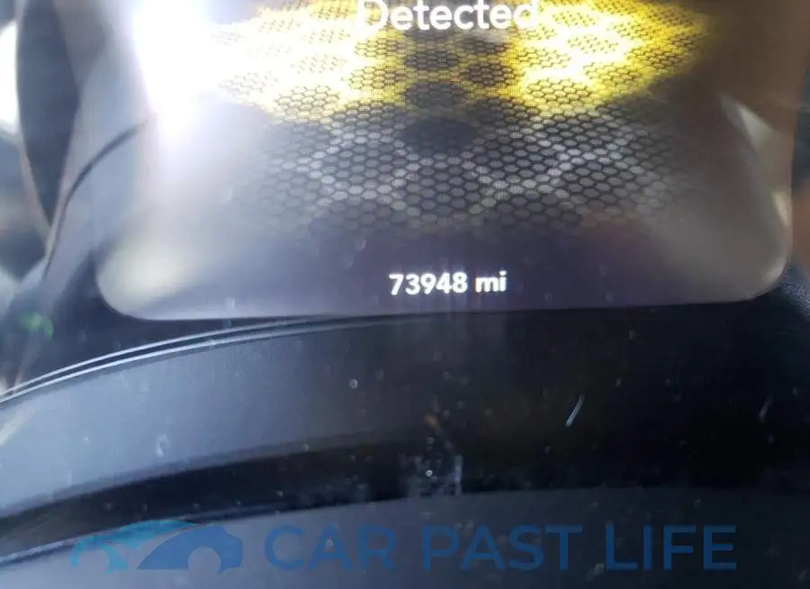 2C3CDXHG2JH166503# 8