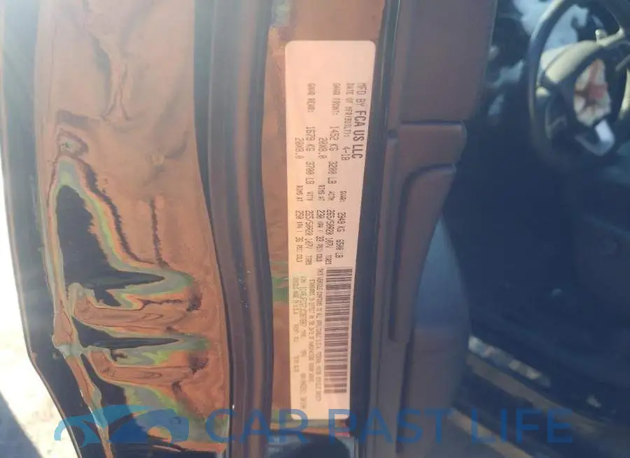 1C4RJFCG7JC387887# 10
