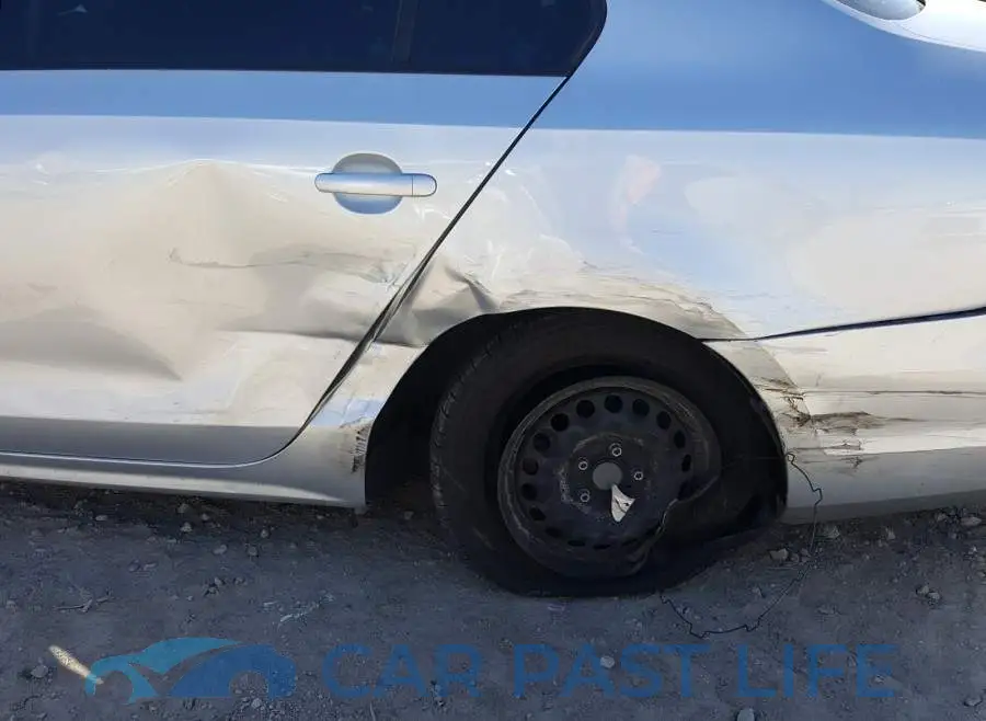 3VW167AJ9GM328797# 9