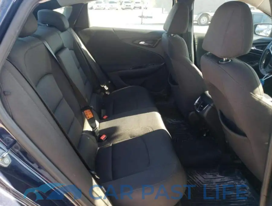 1G1ZD5ST6JF152159# 6