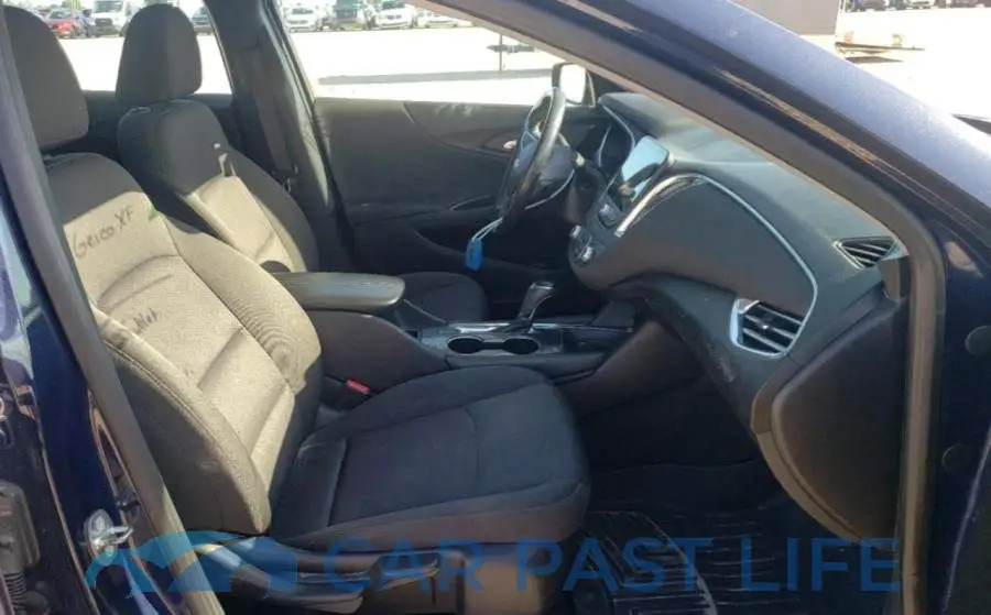 1G1ZD5ST6JF152159# 5