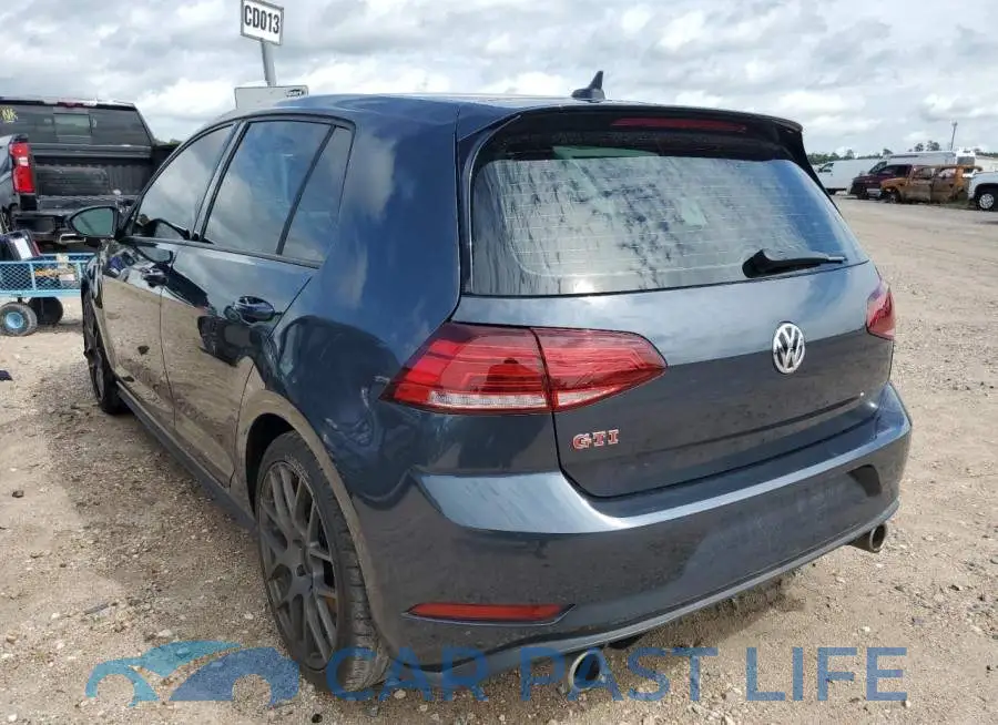 3VW5T7AU4KM011040# 3