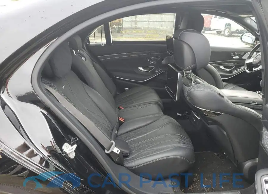 WDDUG7JB4GA207538# 6