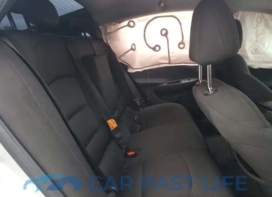 1G1ZD5ST6JF269594# 6