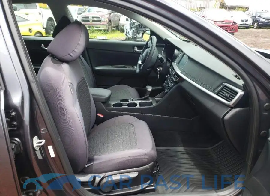 5XXGT4L34KG325917# 5