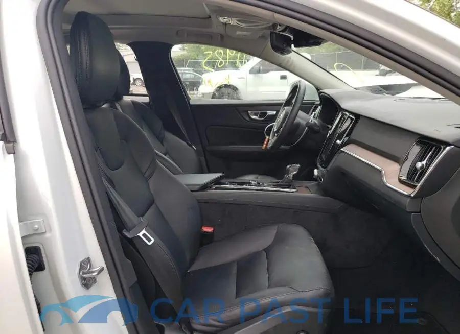 7JR102FK5MG091094# 5