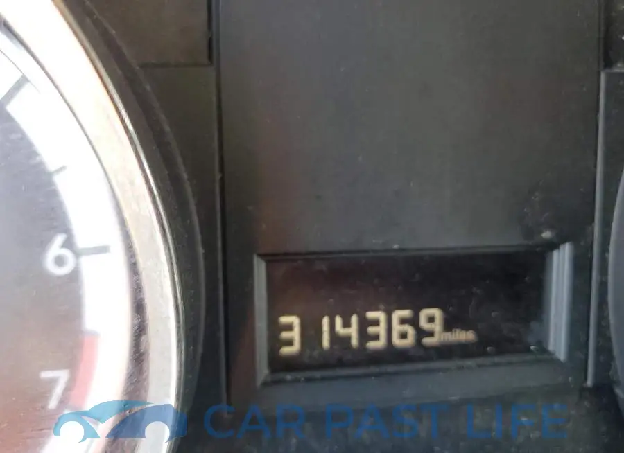 2C7WDGBG6GR144298# 8