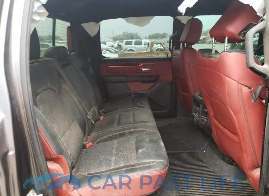 1C6SRFLT4KN691506# 6