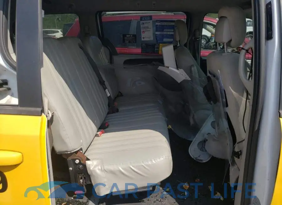 2C7WDGBG4GR152741# 6