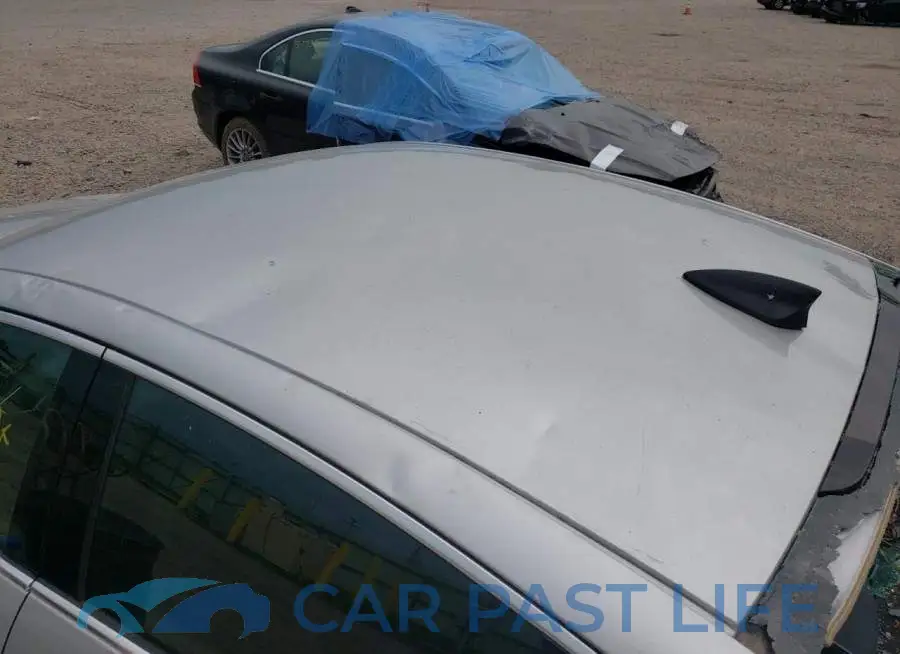 1G1ZB5ST3GF260043# 9