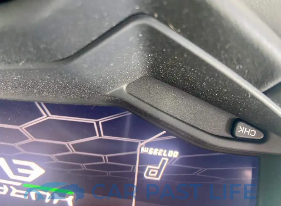ZHWUF4ZF1LLA14078# 8