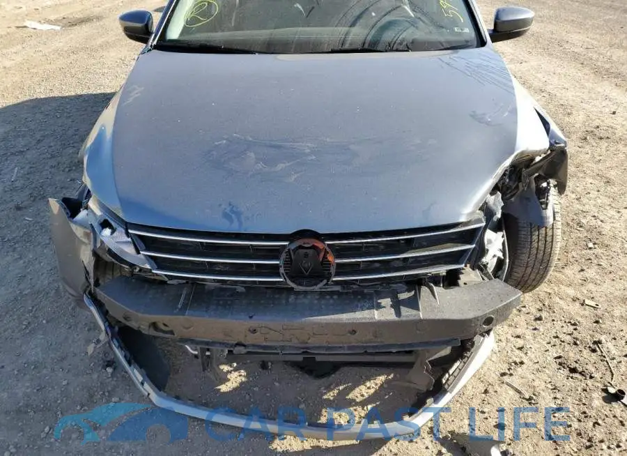 3VW2B7AJ6HM358759# 9