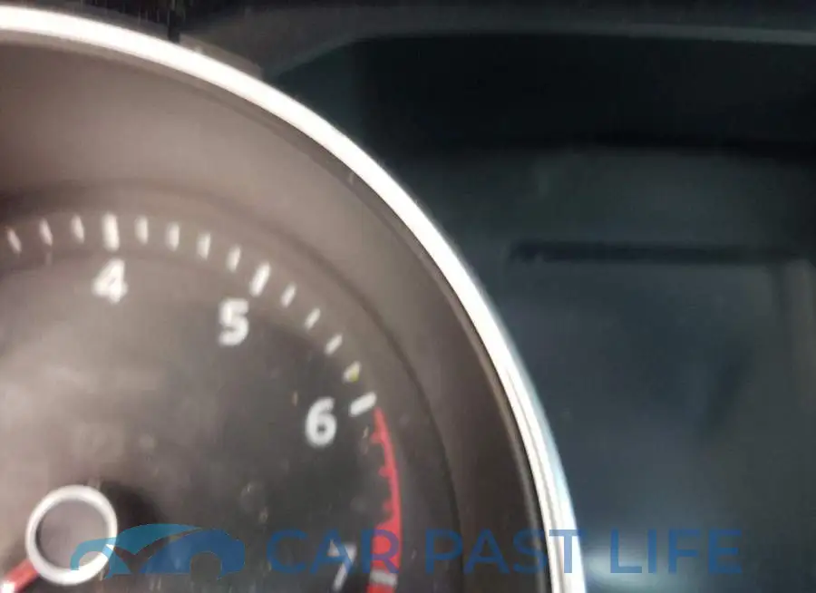 3VW4T7AJ7GM291562# 8