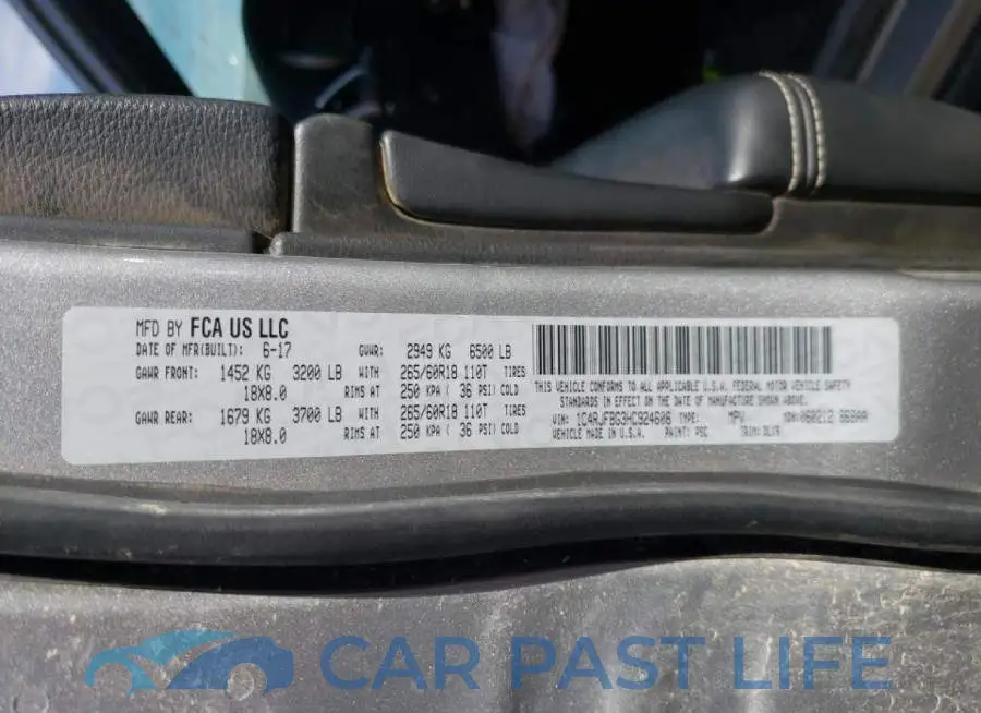 1C4RJFBG3HC924606# 10