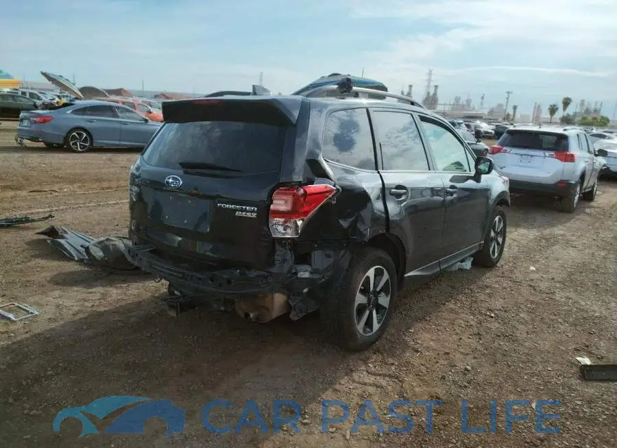 JF2SJAEC3HH401569# 4