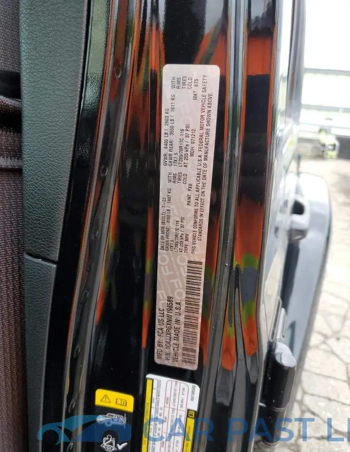 1C4JJXR6XNW198589# 10