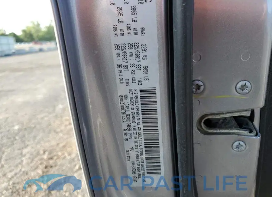 1C4PJLLB3KD154806# 10