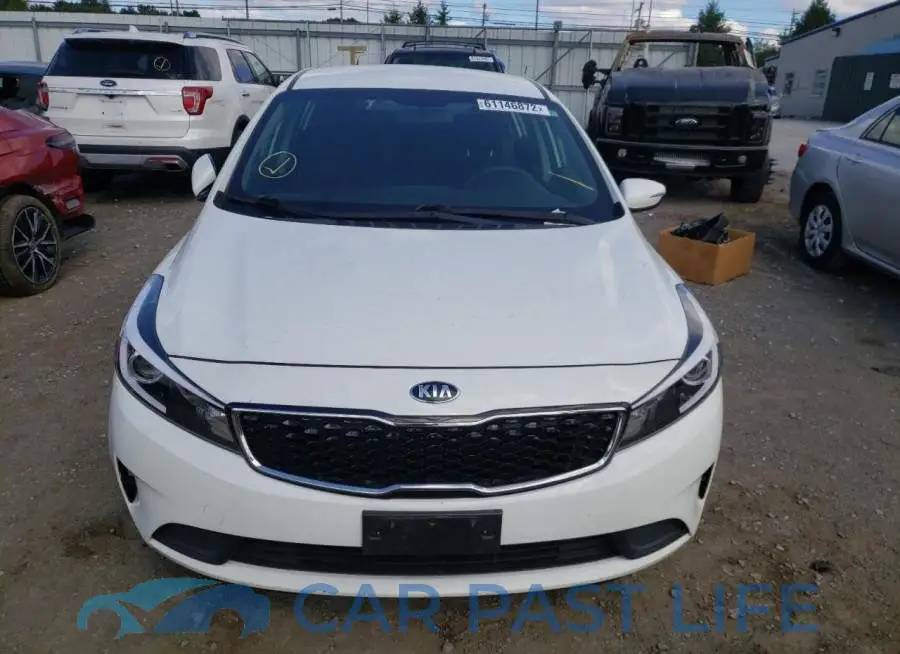KNAFK5A89H5697427# 9