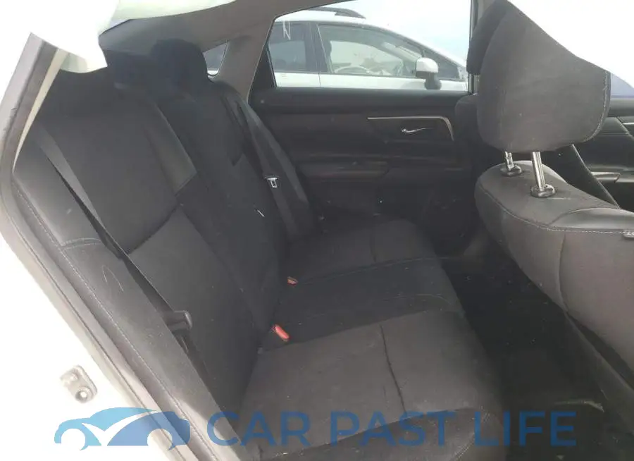 1N4AL3AP3HC260062# 6