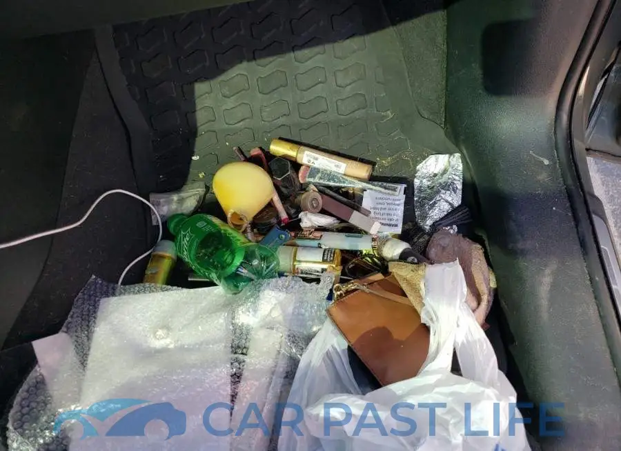 WA1EECF37M1051709# 9