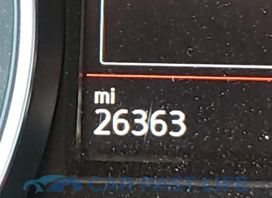 3VW6T7AU4LM015112# 8