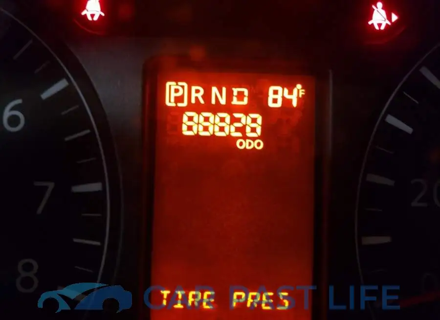 1N6BF0KM9GN810664# 8