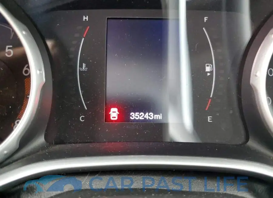 3C4NJDBB3KT750409# 8