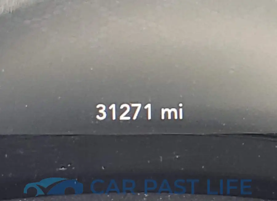 2C3CDXCTXKH682050# 8