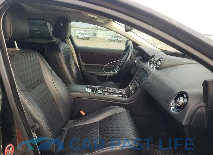 SAJXJ2GD3G8V95195# 5