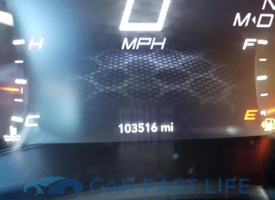 2C3CDXHG1JH175967# 8