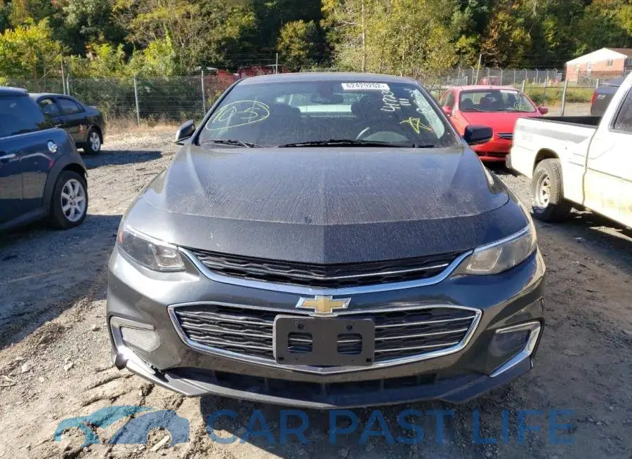 1G1ZB5ST2HF201552# 9