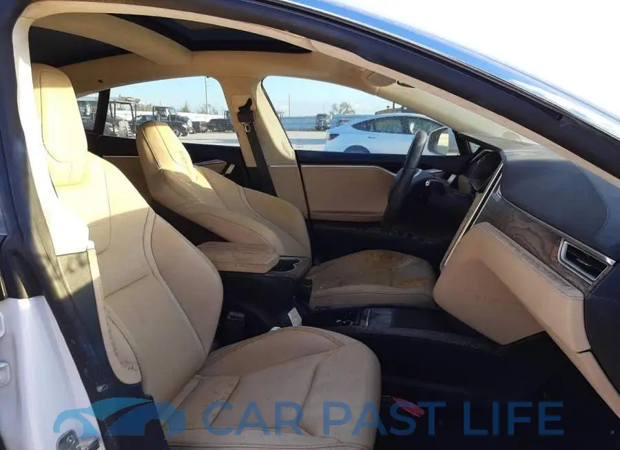 5YJSA1E22GF167543# 5