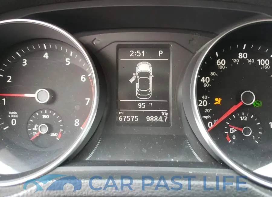 1VWDT7A32HC005637# 8