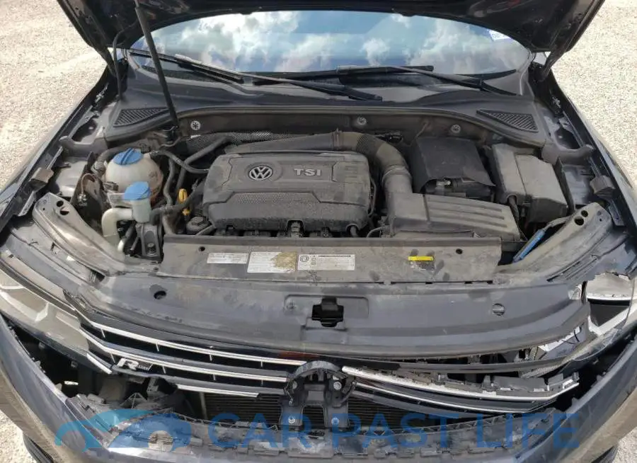 1VWDT7A32HC005637# 7